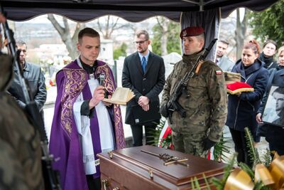 Pogrzeb Mikołaja Mazura „Paska”, żołnierza podziemia niepodległościowego – Bochnia, 21 listopada 2019