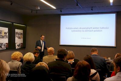 Krakowski IPN przeprowadził w Markowej warsztaty dla nauczycieli