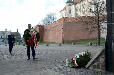 W Krakowie kierownictwo IPN uczciło pamięć ofiar zbrodni katyńskiej. Fot. Janusz Ślęzak (IPN)