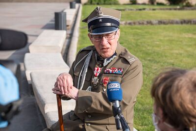 Uroczystość upamiętniająca martyrologię Polaków, więźniów niemieckich obozów koncentracyjnych Ravensbrück, Sachsenhausen i Dachau – Kraków, 30 kwietnia 2020. (fot. Agnieszka Masłowska IPN)