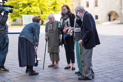 Uroczystość upamiętniająca martyrologię Polaków, więźniów niemieckich obozów koncentracyjnych Ravensbrück, Sachsenhausen i Dachau – Kraków, 30 kwietnia 2020. (fot. Agnieszka Masłowska IPN)