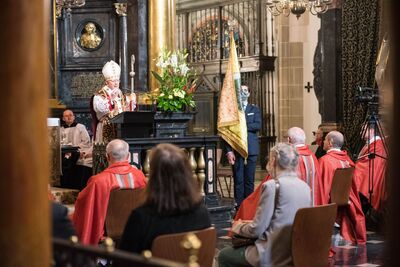 Uroczystość upamiętniająca martyrologię Polaków, więźniów niemieckich obozów koncentracyjnych Ravensbrück, Sachsenhausen i Dachau – Kraków, 30 kwietnia 2020. (fot. Agnieszka Masłowska IPN)