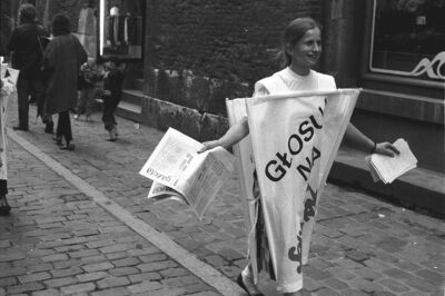 Wybory kontraktowe z 1989 r. w Krakowie. Fot. Andrzej Stawiarski