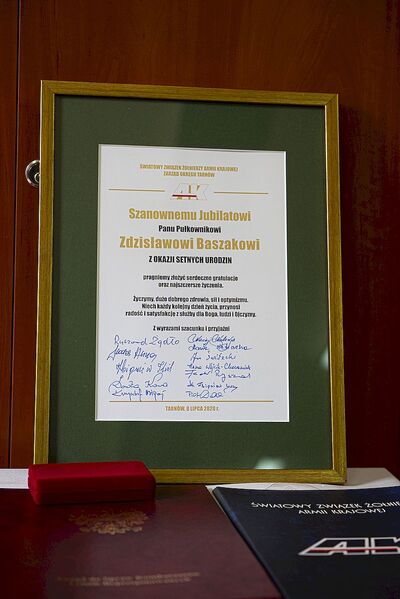 8 lipca 2020, Tarnów. Setna rocznica urodzin płk. Zdzisława Baszaka. Fot. Agnieszka Masłowska (IPN)