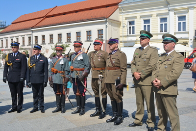 Odsłonięcie tablicy poświęconej Armii Ochotniczej 1920 r. oraz otwarcie plenerowej wystawy IPN w Kielcach fot. Katarzyna Pronobis