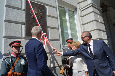Odsłonięcie tablicy poświęconej Armii Ochotniczej 1920 r. oraz otwarcie plenerowej wystawy IPN w Kielcach fot. Katarzyna Pronobis