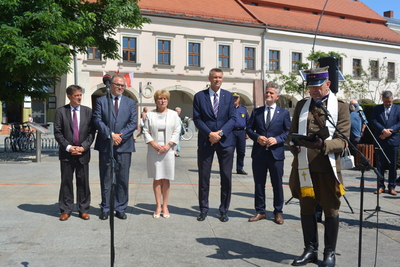 Odsłonięcie tablicy poświęconej Armii Ochotniczej 1920 r. oraz otwarcie plenerowej wystawy IPN w Kielcach - fot. Katarzyna Pronobis