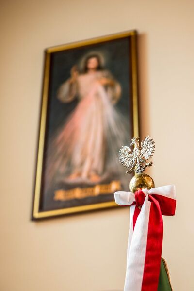 Odsłonięcie tablicy pamięci ofiar zbrodni katyńskiej – Skomielna Biała, 13 września 2020. Fot. Agnieszka Masłowska IPN