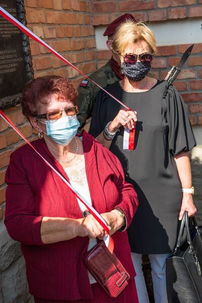 Odsłonięcie tablicy pamięci ofiar zbrodni katyńskiej – Skomielna Biała, 13 września 2020. Fot. Agnieszka Masłowska IPN