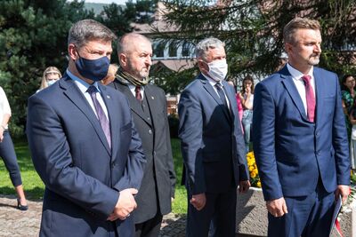 Odsłonięcie tablicy pamięci ofiar zbrodni katyńskiej – Skomielna Biała, 13 września 2020. Fot. Agnieszka Masłowska IPN