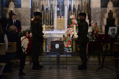W Krakowie odbyły się uroczystości pogrzebowe Stanisława Szajny „Orła” - fot. Żaneta Wierzgacz