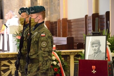 W Krakowie odbyły się uroczystości pogrzebowe Stanisława Szajny „Orła” - fot. Żaneta Wierzgacz