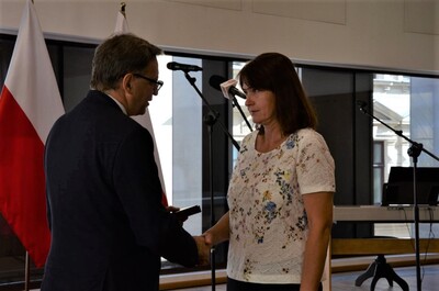 Działaczom opozycji wręczono w Krakowie Krzyże Wolności i Solidarności - fot. Żaneta Wierzgacz