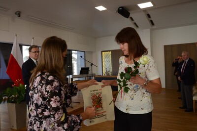 Działaczom opozycji wręczono w Krakowie Krzyże Wolności i Solidarności - fot. Żaneta Wierzgacz