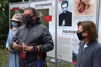 Kraków, 19.10.2020. Wystawa na Plantach o najdłuższym proteście głodowy w PRL. Fot. Janusz Ślęzak (IPN)