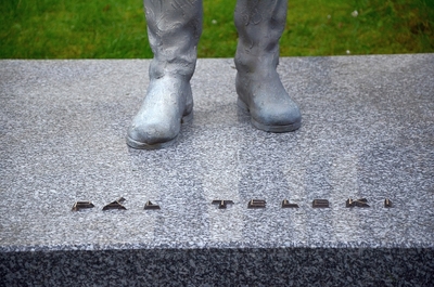 4.11.2020 w Krakowie stanął pomnik Pála Telekiego. Fot. Janusz Ślęzak (IPN)