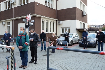 Kraków, 5.11.2020. Uroczystość pod murem więzienia Montelupich. Fot. Janusz Ślęzak (IPN)