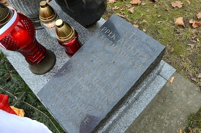 13.11.2020, cmentarz Rakowicki w Krakowie. Małopolski Dzień Pamięci Żołnierzy Niezłomnych – Wyklętych. Fot. Janusz Ślęzak (IPN)