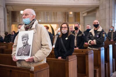15.11.2020. VII Krakowskie Zaduszki za Żołnierzy Wyklętych-Niezłomnych. Fot. Agnieszka Masłowska (IPN)