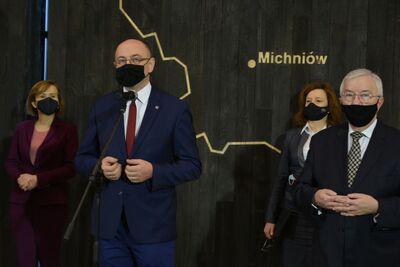 22.01.2021. Wizyta wiceprezesa IPN dr. Mateusza Szpytmy w Mauzoleum Martyrologii Wsi Polskich w Michniowie. Fot. Katarzyna Pronobis (IPN)