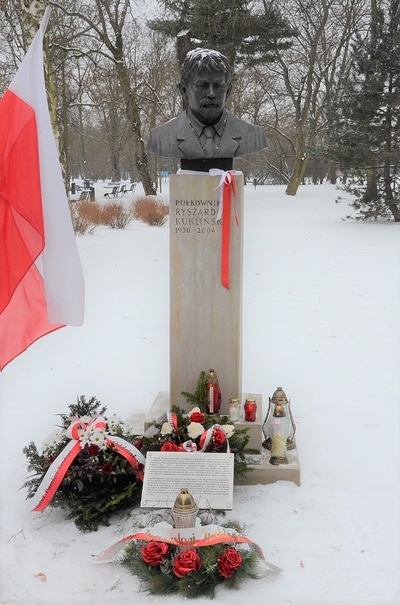 11.02.2021 w Krakowie uczczono gen. Kuklińskiego w 17. rocznicę jego śmierci. Fot. Janusz Ślęzak (IPN)