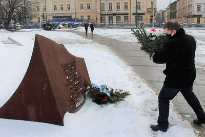 11.02.2021 w Krakowie uczczono gen. Kuklińskiego w 17. rocznicę jego śmierci. Fot. Janusz Ślęzak (IPN)