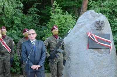 W Gruszowie odsłonięto tablicę pamięci Polaków ratujących Żydów fot. Żaneta Wierzgacz IPN