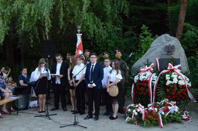W Gruszowie odsłonięto tablicę pamięci Polaków ratujących Żydów fot. Żaneta Wierzgacz IPN