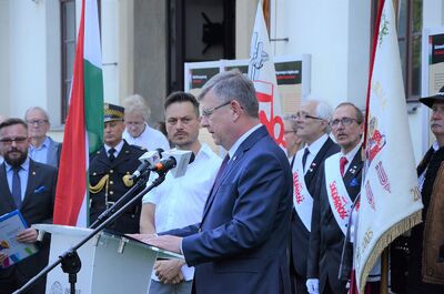 Odsłonięcie pomnika Pála Telekiego w Krakowie. Fot. Janusz Ślęzak (IPN)