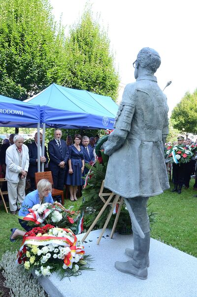 Odsłonięcie pomnika Pála Telekiego w Krakowie. Fot. Janusz Ślęzak (IPN)