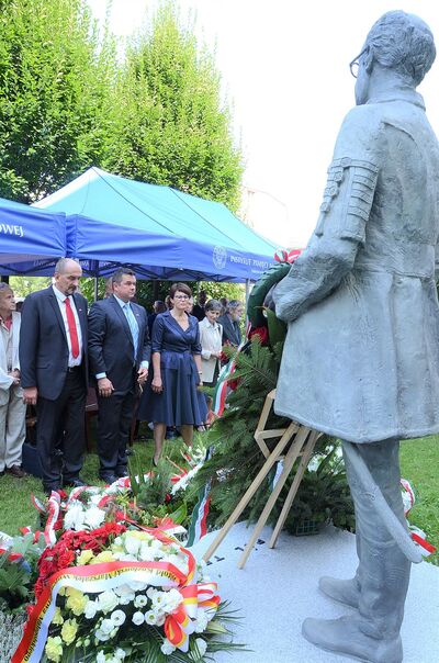 Odsłonięcie pomnika Pála Telekiego w Krakowie. Fot. Janusz Ślęzak (IPN)