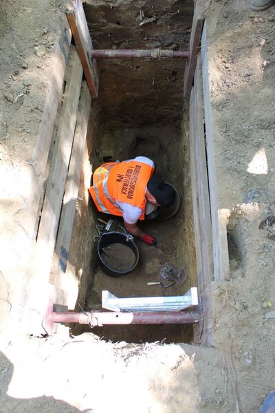 Prace poszukiwawcze na cmentarzu Rakowickim w Krakowie. Fot. IPN