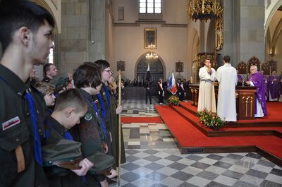 W Krakowie poświęcono tablicę kapelanów katyńskich. Fot. Janusz Ślęzak (IPN)