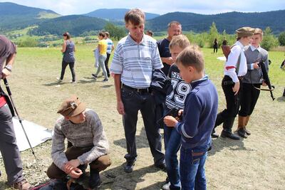 Rekonstrukcja zrzutów alianckich na Dzielcu w Słopnicach z udziałem krakowskiego IPN – 16 lipca 2017