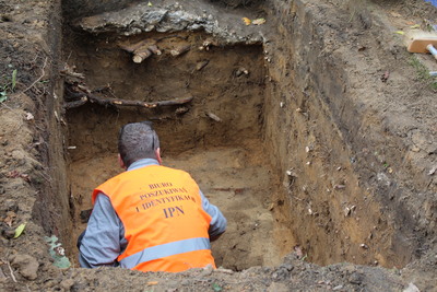 Prace poszukiwawczo-ekshumacyjne na Cmentarzu Rakowickim w Krakowie