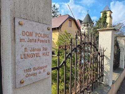 Otwarcie w Domu Polskim w Budapeszcie wystawy „Polskie Państwo Podziemne” i wykład „Armia Krajowa i Akcja »Burza«”. Fot. Janusz Ślęzak (IPN)