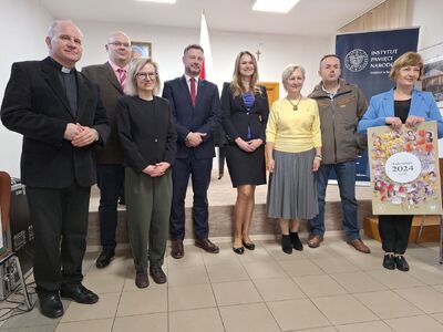 Otwarcie w Domu Polskim w Budapeszcie wystawy „Polskie Państwo Podziemne” i wykład „Armia Krajowa i Akcja »Burza«”. Fot. Janusz Ślęzak (IPN)