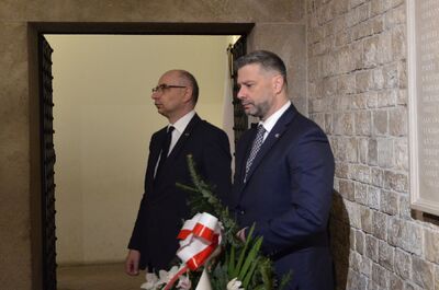 Kierownictwo IPN uczciło w Krakowie ofiary katastrofy smoleńskiej. Fot. Janusz Ślęzak (IPN)