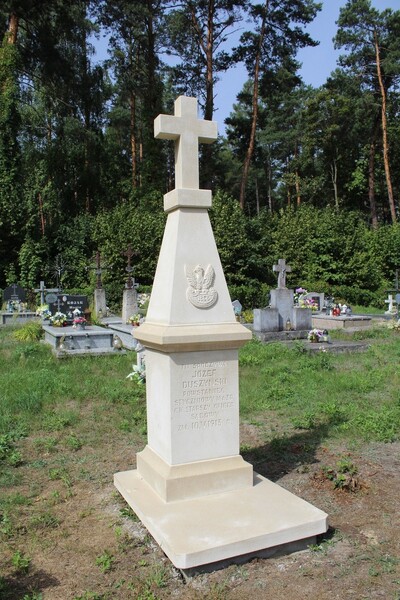 Wykonanie pomnika na grobie weterana powstania styczniowego – Hrebenne, 24 sierpnia 2022. Fot. Sylwia Kostyra/IPN Lublin