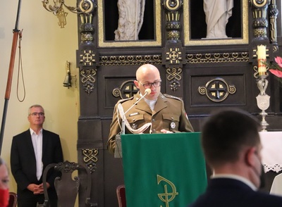 Uroczystość poświęcenia i odsłonięcia tablicy upamiętniającej Kapelanów Katyńskich związanych z Ziemią Łódzką