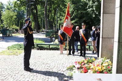 14 czerwca 2021 r. Pomniki Poświęcony Ofiarom Obozów (Cmentarz Komunalny "Doły" w Łodzi)Narodowy Dzień Pamięci Ofiar Niemieckich Nazistowskich Obozów Koncentracyjnych i Obozów Zagłady