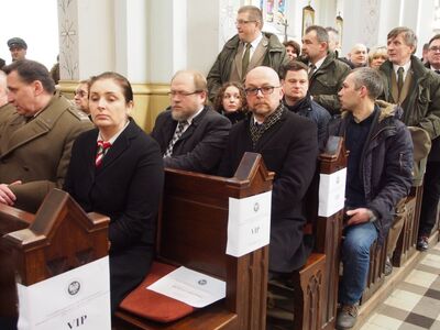 Zdjęcia z uroczystego pogrzebu ofiar egzekucji niemieckich w Zgierzu i Lasach Lućmierskich