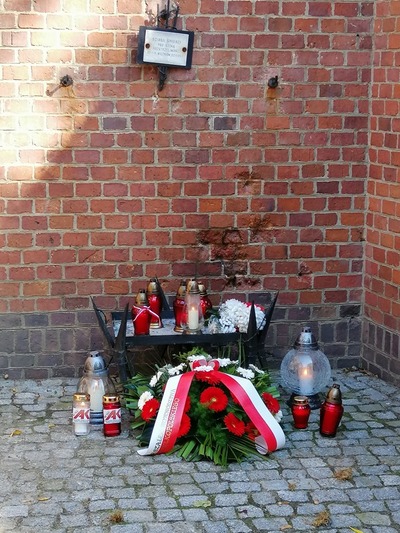 Upamiętnienie w Forcie VII