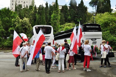 Polska delegacja przybywa pod Monte Cassino na oficjalne uroczystości upamiętniające 75. rocznicę bitwy