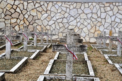 Polski Cmentarz Wojenny w Loreto, na którym pochowano poległych żołnierzy 2 Korpusu Polskiego walczącego we Włoszech