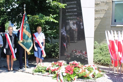 Uroczystość pod Pomnikiem Adwokatów – Obrońców Bohaterów Powstania Poznańskiego Czerwca 1956 r. oraz oskarżonych w procesach politycznych