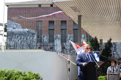 Uroczystość przy Bramie Głównej H. Cegielski – Poznań S.A.