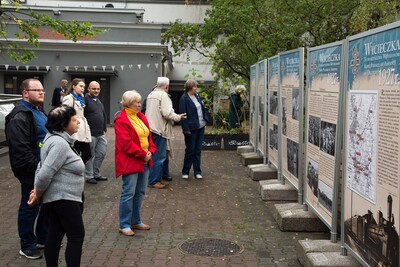 Pokaz filmu dokumentalnego „Z wycieczki Stowarzyszenia Weteranów do Polski”