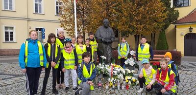 Uczniowie ze Szkoły Podstawowej w Starych Oborzyskach. Fot. Hanna Grzelczyk