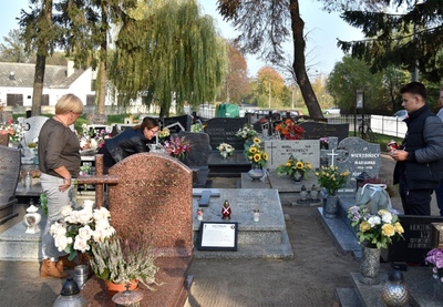 Uczniowie ze Szkoły Podstawowej w Starych Oborzyskach. Fot. Barbara Zaborska